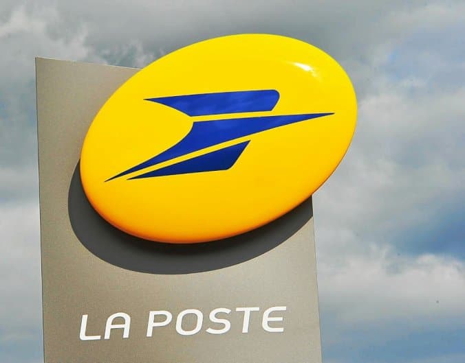 PHOTO CLAUDE PRIGENT / LE TELEGRAMME . MORLAIX (29) : logo la poste .